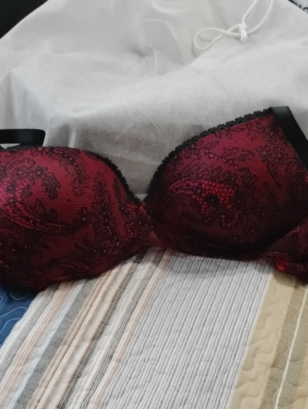 Warners Red Black Lace Pattern Lightly Lined Bra 36C
